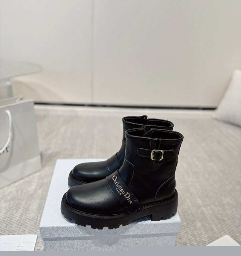 ch**an D*or boots